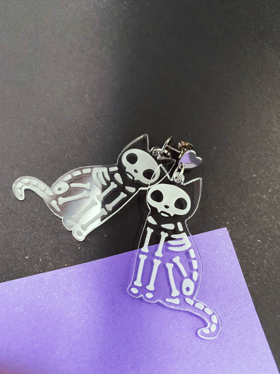 Aretes Gato